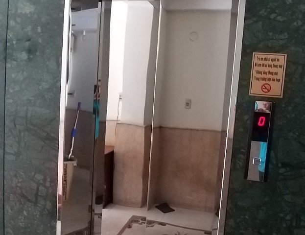 Chính Chủ Cần Cho Thuê Mặt Bằng 1 Trệt 5 Lầu Mặt Tiền Đường Lớn Tại Phường 10 Quận 5. LH: 0938041341-0933535777