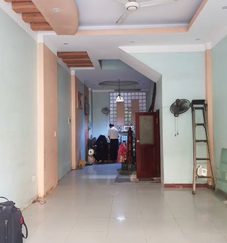Cho thuê nhà  50M*4 Tầng tại Ngõ 651 phố Minh Khai – ô tô đỗ cửa