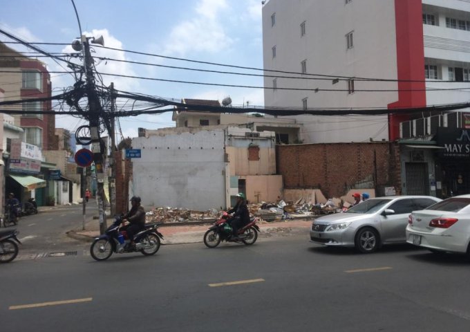 Cho thuê mặt bằng góc 2MT số 111 Lê Văn Việt, Phường Hiệp Phú, Quận 9