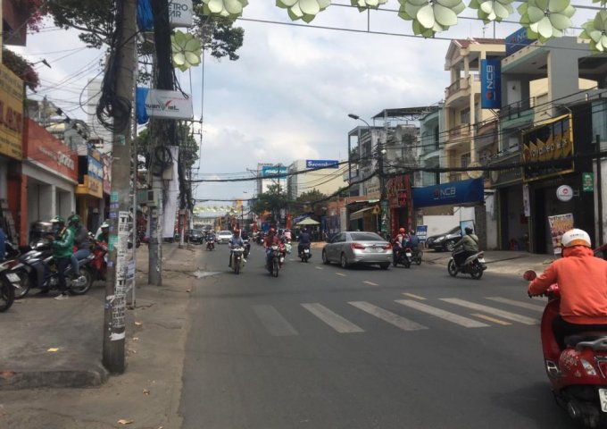 Cho thuê mặt bằng góc 2MT số 111 Lê Văn Việt, Phường Hiệp Phú, Quận 9