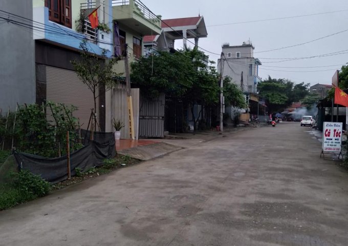 Bán đất tại thị trấn Yên Thịnh, Yên Mô,  Ninh Bình cách chợ ngò 50m diện tích 95m2  giá 1Tỷ2