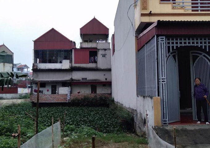 Bán đất tại thị trấn Yên Thịnh, Yên Mô,  Ninh Bình cách chợ ngò 50m diện tích 95m2  giá 1Tỷ2
