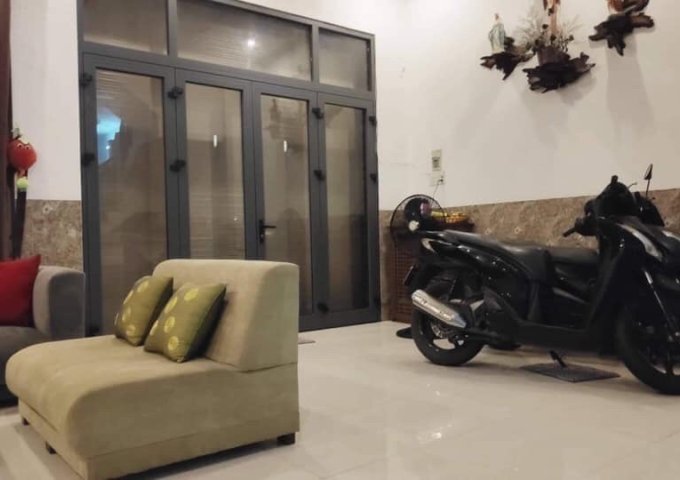 bán biệt thự mới xây đường c4 kdt vĩnh điềm trung nha trang