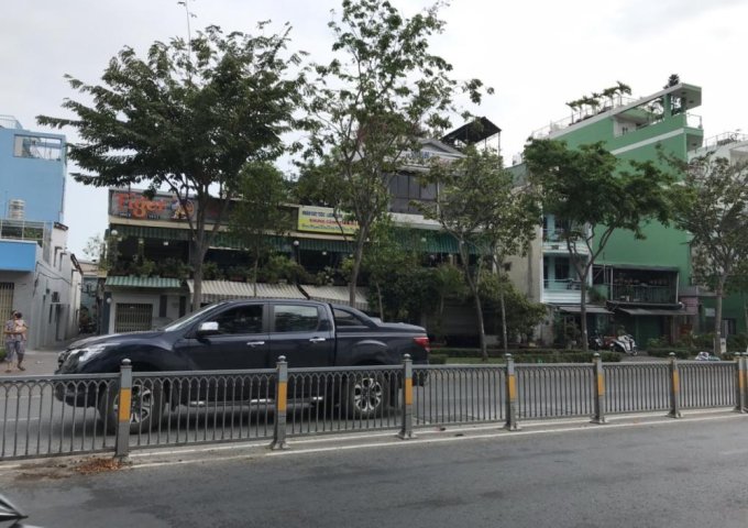 Bán nhà mặt tiền 290 Bến Vân Đồn, Quận 4, dt 13x32, 413.7m2, 119.9 tỷ