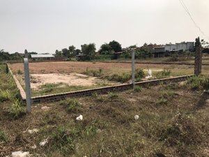 Cần bán đất ngay Bệnh Viện Xuyên Á, Huyện Gò Dầu, Tỉnh Tây Ninh.