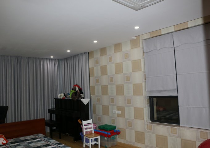 0378 182 667 Cho thuê căn hộ Golden Palm - 21 Lê Văn Lương 70 m2 - 2 phòng ngủ đầy đủ nội thất đẹp - sang trọng, giá 13 triệu/tháng.