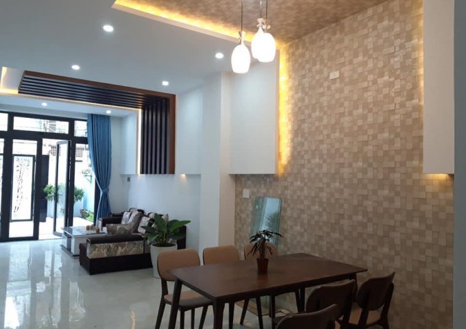 Cần bán gấp nhà 3 tầng đẹp mới xây đường Phú Lộc 18