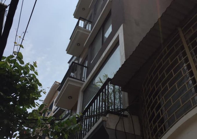Bán nhà 6 tầng, mới đẹp, thang máy, tại Hồ Ba Mẫu - 0986844335. 