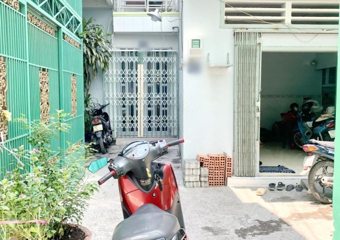 Bán nhà nhỏ 1 lầu gần mặt tiền đường Hưng Phú Phường 10 Quận 8