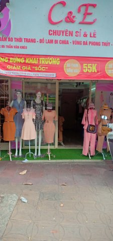 Cần sang shop quần áo mặt tiền Trần Văn Khéo ( gần hãng xe Honda Hồng Đức 6 ) - P. Cái Khế - Q . Ninh Kiều - TP . Cần Thơ