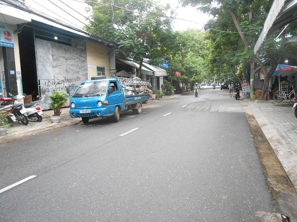 Bán lô đất mặt tiền đường Nguyễn Phước Nguyên 