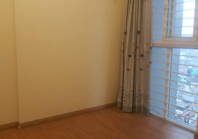 Cho thuê căn hộ chung cư B14 Kim Liên, 115m2, 3PN, đồ cơ bản,  giá 11 Triệu/tháng