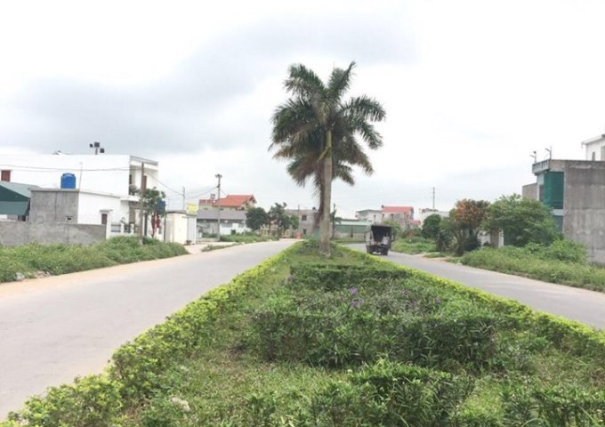 Chính chủ cần bán gấp đất đường Vũ Trọng (32m) trung tâm thị trấn Tiền Hải, Thái Bình, mặt tiền 27m