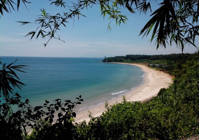 Bán đất mặt tiền biển Cửa Tùng – 23x25m. Gía 10 triệu/1m2. Vị trí siêu đẹp