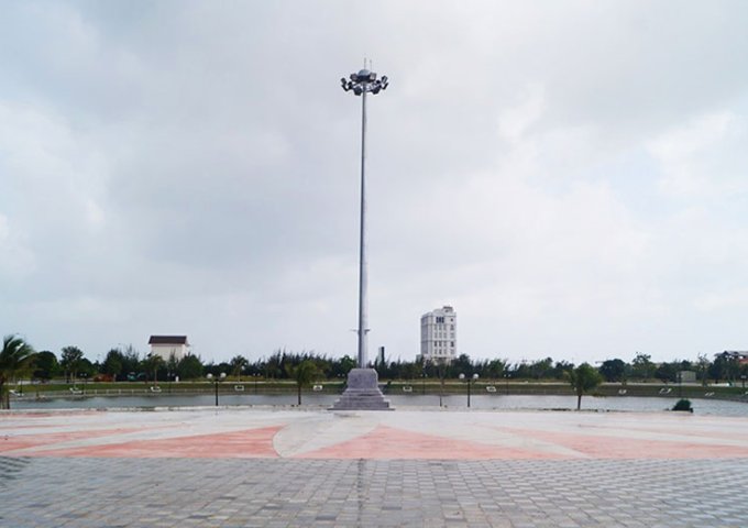 Bán nền Golden Bay Cam Ranh , nền 144m2, vị trí đẹp đối diện công viên
