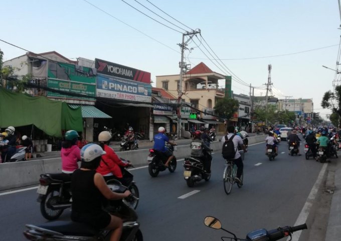 Cho thuê nhà nguyên căn Huỳnh Tấn Phát, Phường Tân Thuận Đông, Quận 7.