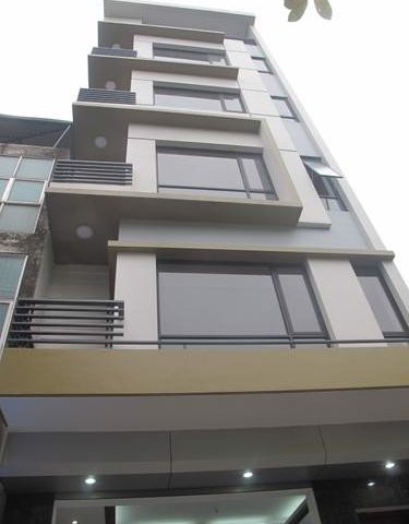 Bán nhà mới vào ở liền  Hồng Lạc P10,TB. 5.2x13m, trệt 3 lầu lung linh . Giá 6,6tỷ TL.
