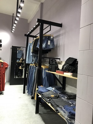 Tưng bừng khai trương shop quần áo VNXk tại 27/21 - Nguyễn Ái Quốc - Khu Phố 4 - Phường Hố Nai - Biên Hoà