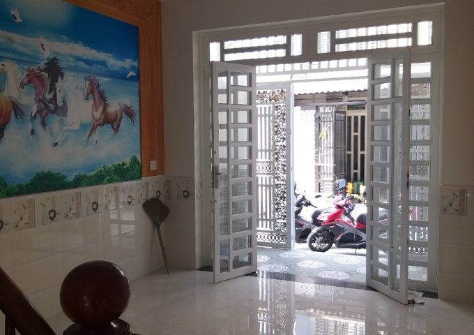 Nhà 2 lầu sau trường tiểu học Kim Đồng, hẻm 6m. 1 TỶ 740 TR