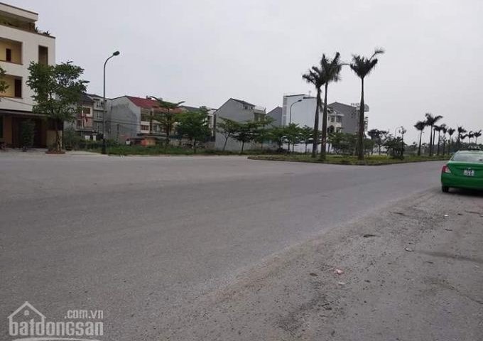 Bán đất 100m2 mặt đường Lê Duẩn, Kiến An, Hải Phòng, giá 2,35 tỷ