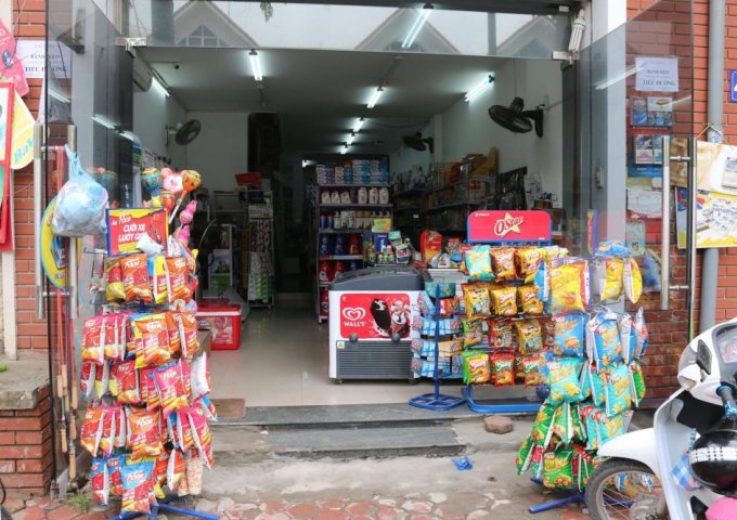 Cần sang gấp cửa hàng tạp hóa 80m2 ngay gần thị trấn Hóc Môn chỉ với 800tr