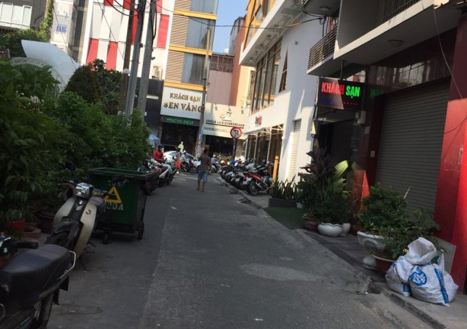 Vỡ Nợ BÁN GẤP Nhà Hẽm 8m Nguyễn Tiểu La Quận 10 DT: 3,5x12m 3 lầu Giá cực sốc.
