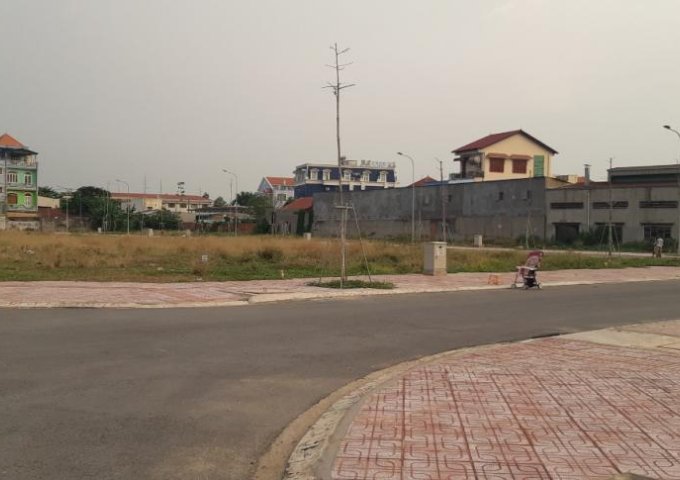 Cần tiền bán gấp lô đất thổ cư 100m2 gần đường Bùi Hữu Nghĩa, Tân Hạnh, chỉ 1ty1/100m2.