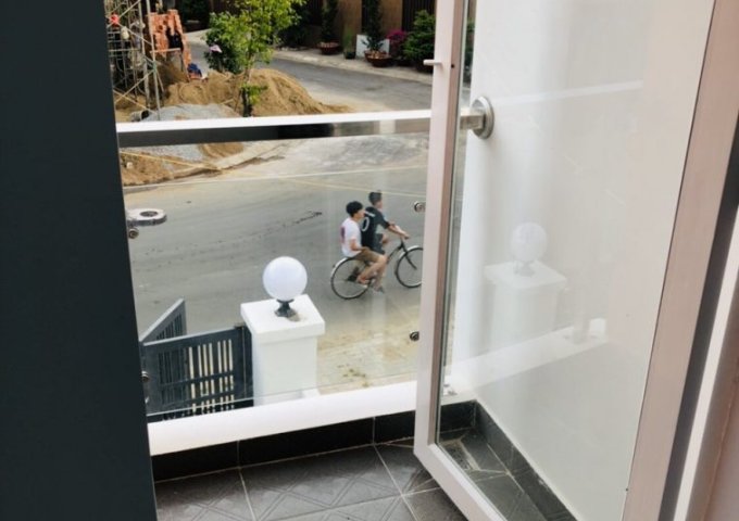 Cho thuê phòng trọ giá rẻ chuẩn ks mới xây mặt tiền đường lớn KĐT Đông Tăng Long, Quận 9. LH: 0908272711 Ms Thanh