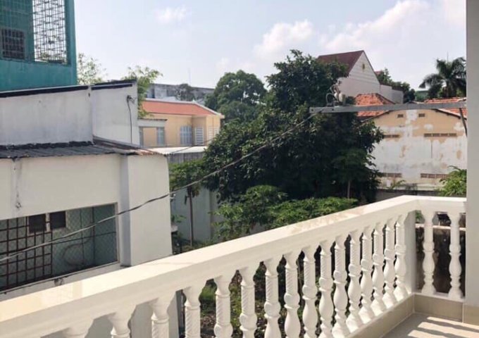 Nhà lầu đẹp kiểu Tây Âu đường Nguyễn Trãi giá iu thương 2ty1