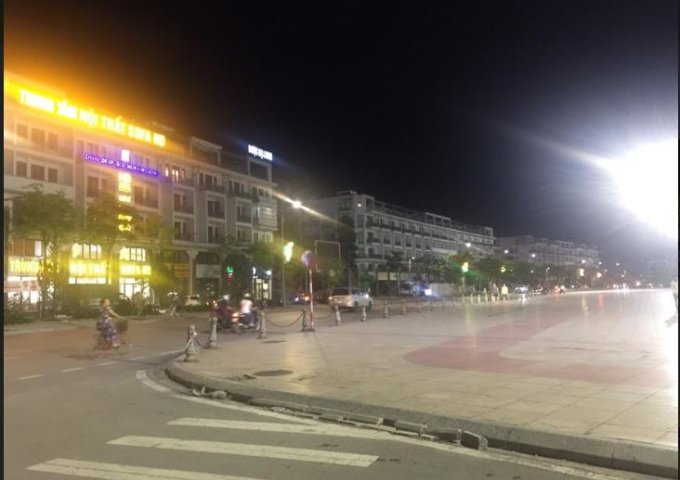 Cho thuê 2 căn shophouse liền kề  trung tâm thương mại Mon Bay Hạ Long -TP Hạ Long - Quảng Ninh