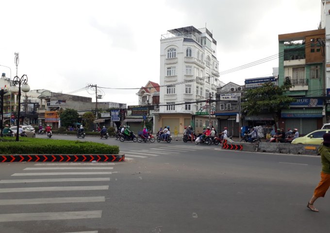 Bán gấp nhà mặt tiền Hà Huy Giáp, Q12, gần ngã tư Ga, tiện kinh doanh