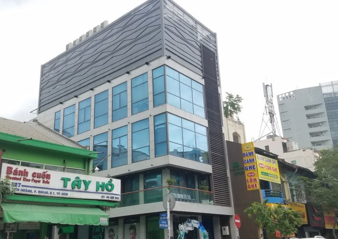 Chính chủ bán nhà mặt tiền 139 Lê Quang Định quận BT, DT 5.6x36m, 2 lầu, giá 45.6 tỷ