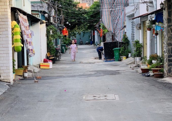 Bán căn hộ dịch vụ hẻm 118 đường Bùi Văn Ba Phường Tân Thuận Đông Quận 7.