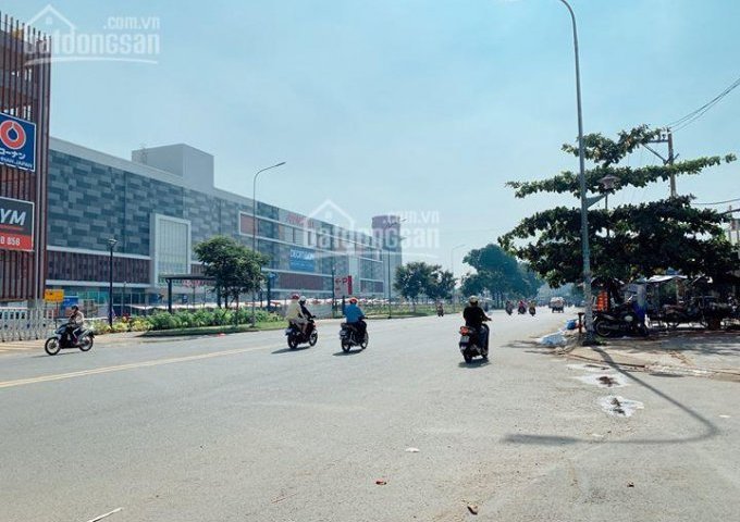 Chính chủ bán lô đất đường Bờ Bao Tân Thắng đối diện Aeon mall Tân Phú