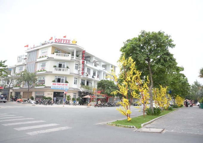 Cho thuê nhà phố Him Lam Phú Đông, 1 trệt, 3 lầu, 92.5m2, giá 25tr/th. 0967.087.089