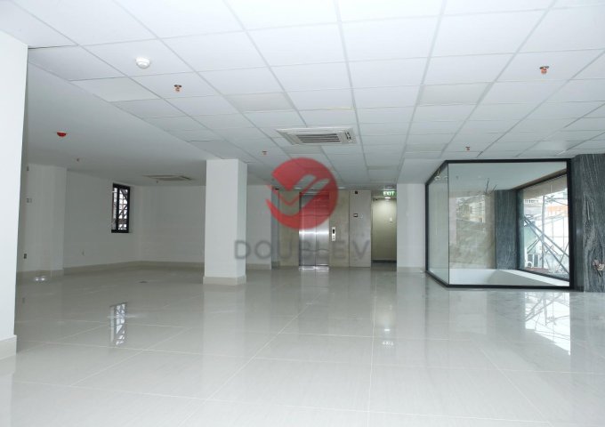 Văn phòng mới 100% tại Phường 14, Bình Thạnh, diện tích 169m2 giá 421.2 Nghìn/m²/tháng