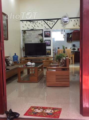Nhà gần trường cấp 2 Trương Công Định, Gần Chợ , thuận tiện cho sinh hoạt gia đình.