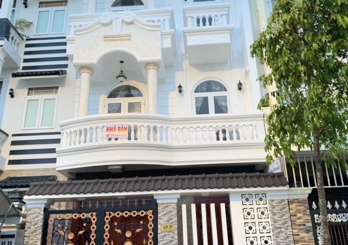 Bán nhà 2 lầu mới đẹp kdc Nam Long 2, sổ hồng hoàn công , nhà mới hoàn toàn vị trí cực đẹp giá bán 5.2 tỷ