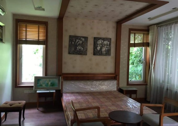 Cho thuê nhà riêng tại Dự án Khu đô thị Việt Hưng, Long Biên,  Hà Nội diện tích 350m2  giá 28 Triệu/tháng