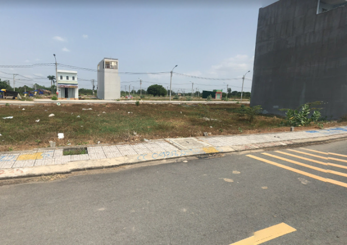 Bán gấp đất tại đường Nguyễn Xiển, P. Long Trường, Quận 9, dt 80m2 giá 800 Triệu, shr.