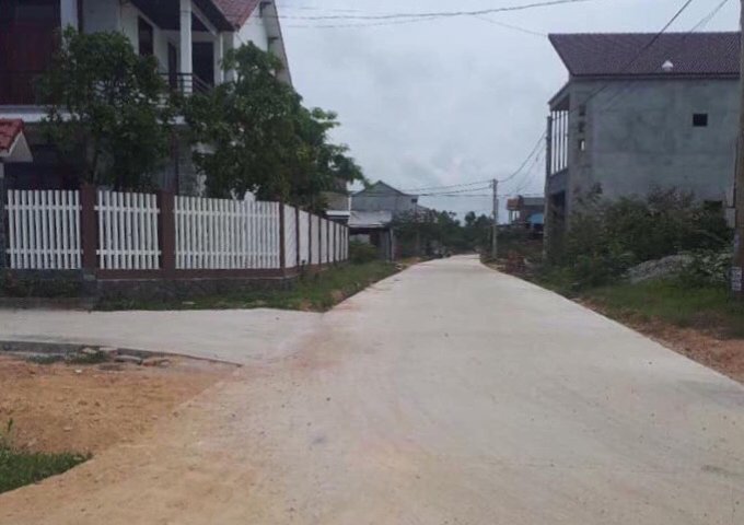 Đất đường bê tông Vinh Vệ- Phú Mỹ, Phú Vang, 153m2, hướng Đông