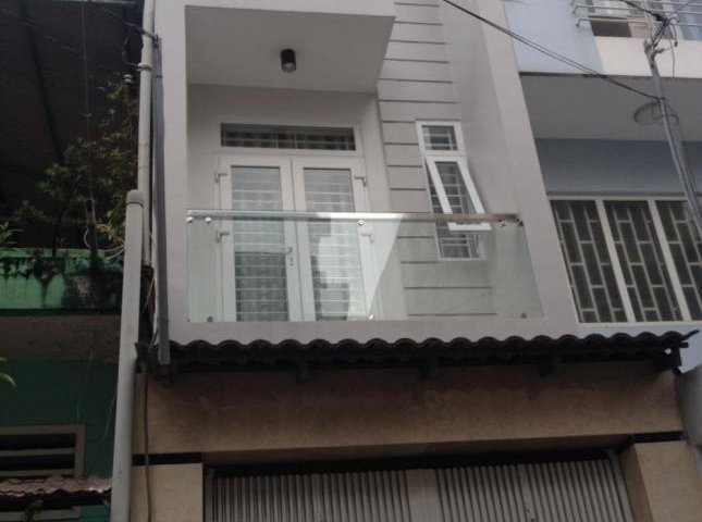Bán nhà 3 lầu gần mặt tiền đường Hồng Lạc p10.Tb (4,2x14m) giá 7.4 tỷ  lh 0902440844