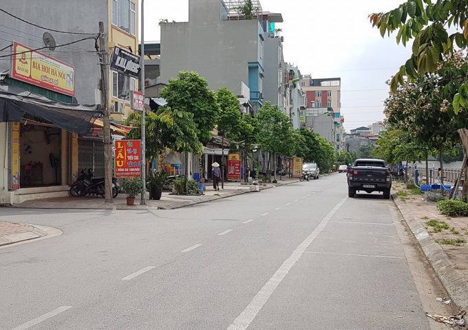 Bán nhà phố Vũ Tông Phan, Thanh Xuân, Kinh Doanh, Ô tô đỗ cửa, 48m2, 3.4 tỷ.