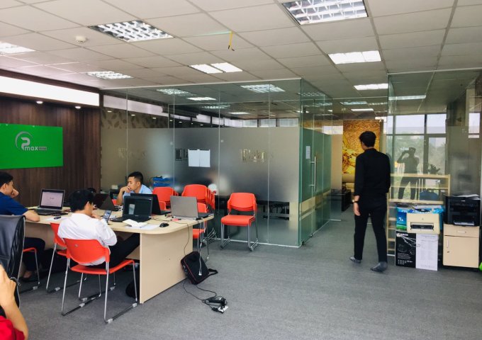 Văn phòng giá rẻ phố Nguyễn Chánh, DT 120m2, vuông vắn, vị trí đắc địa, view đẹp, miễn phí dịch vụ