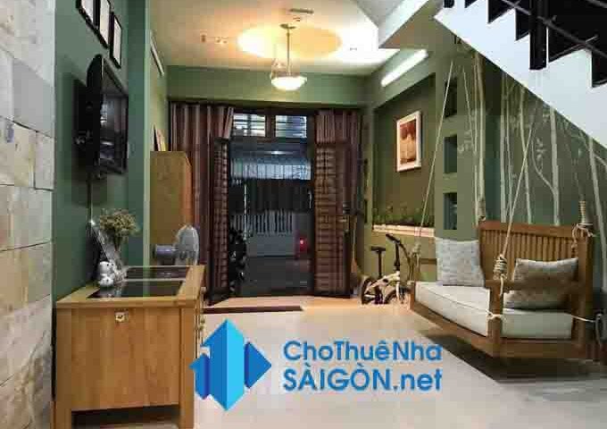 Cho thuê nhà Quận 10, HXH đường Nguyễn Tri Phương