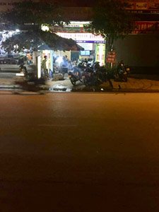 Sang nhượng quán thịt chó cạnh bến xe Yên Nghĩa, Hà Đông