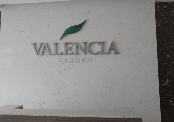  Cần bán gấp căn hộ cao cấp Valencia Garden Việt Hưng 77m2 3 ngủ 2 wc. 