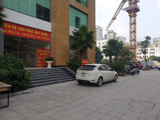 Cho thuê mặt bằng kinh doanh tại tầng 1 chung cư Comatce, 61 Ngụy Như Kon Tum, phường Nhân Chính, quận Thanh Xuân, HN