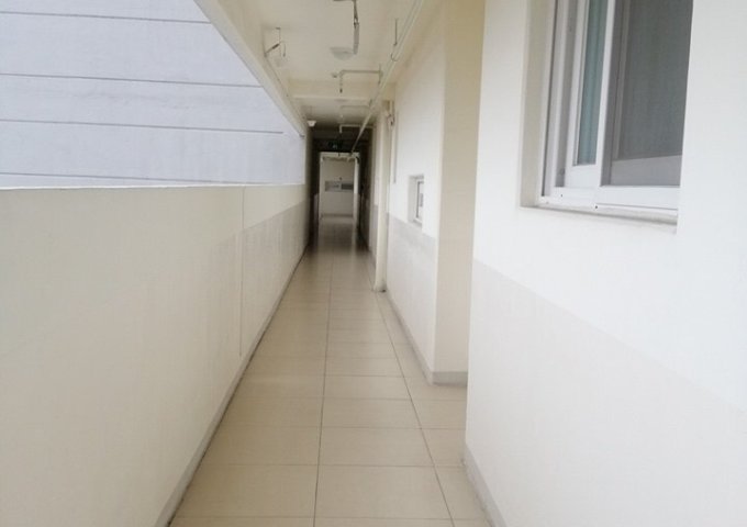 Bán căn hộ Booyoung Hà Đông 3pn dt 95m2 full nội thất, BC Đông Nam giá chỉ 26tr/m2. LH: 093.2222606