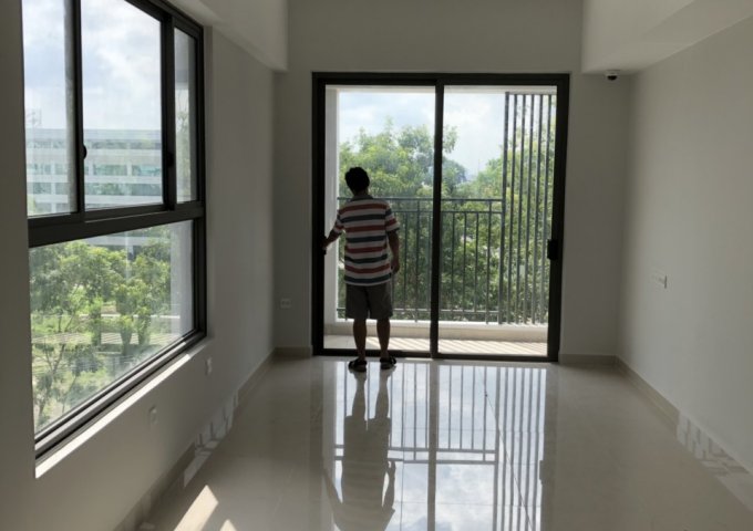 HOT! Bán căn hộ cao cấp đường Hồng Hà với giá 3.3 tỷ,2PN - 69m2, view hướng Đông và công viên Gia Định, căn góc.